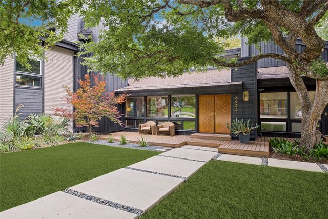 6933 Delrose Drive, Dallas, TX 75214