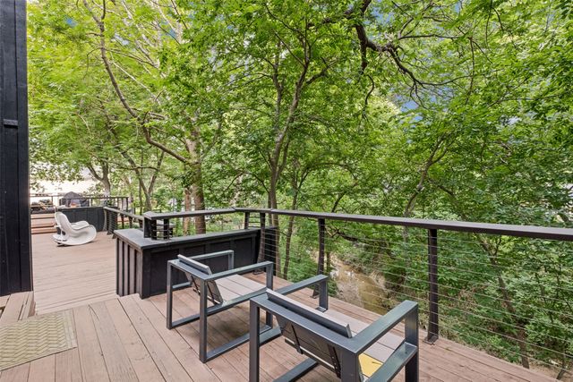 6933 Delrose Drive, Dallas, TX 75214