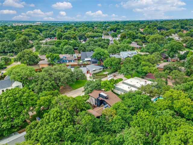 6933 Delrose Drive, Dallas, TX 75214