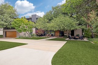 6933 Delrose Drive, Dallas, TX 75214