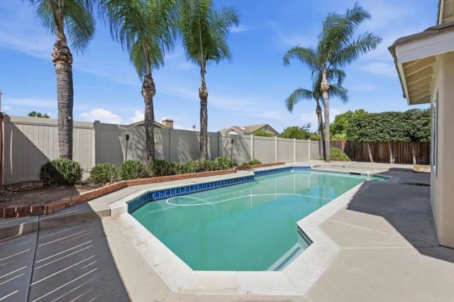25211 Via Pera, Murrieta, CA 92563