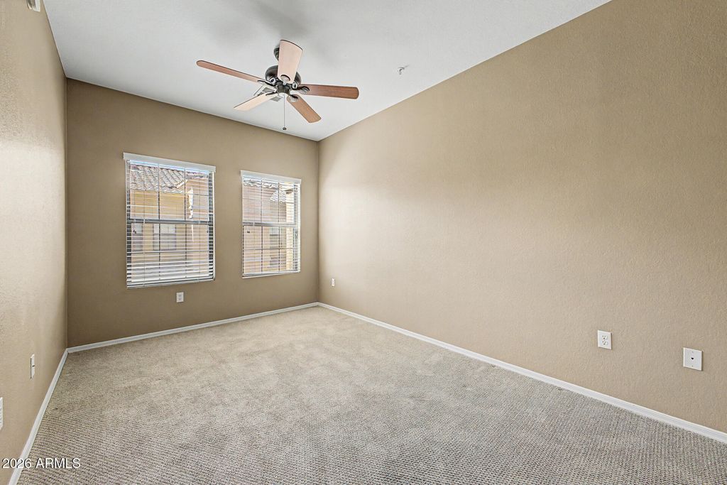 Image 14 of property listing at 1702 E BELL Road 182, Phoenix, AZ 85022