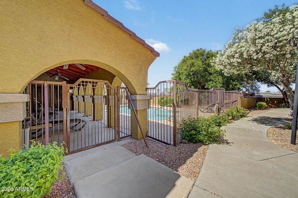 Image 23 of property listing at 1702 E BELL Road 182, Phoenix, AZ 85022