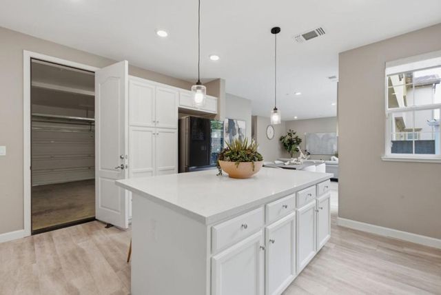 1429 Poppy Lane, Hayward, CA 94545