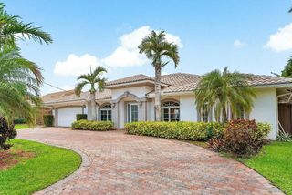 41 Castle Harbor Isle Drive, Fort Lauderdale, FL 33308