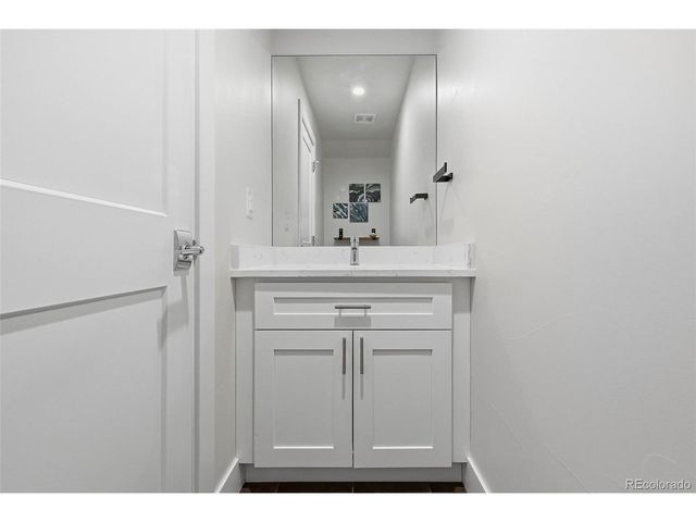 1187 S Navajo St, Denver, CO 80223