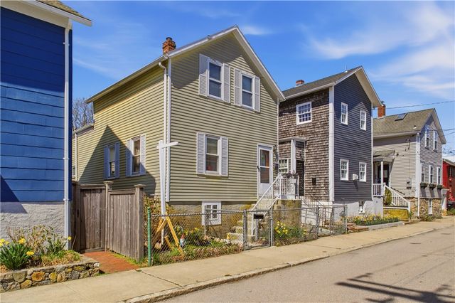 4 Third Street, Newport, RI 02840
