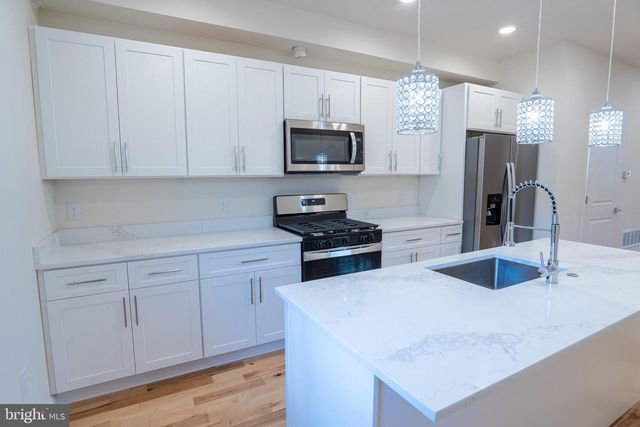 760 N DEKALB ST, Philadelphia, PA 19104