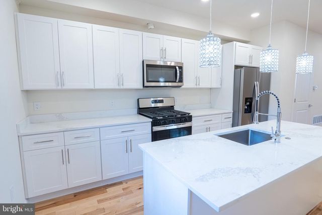 760 N DEKALB ST, Philadelphia, PA 19104