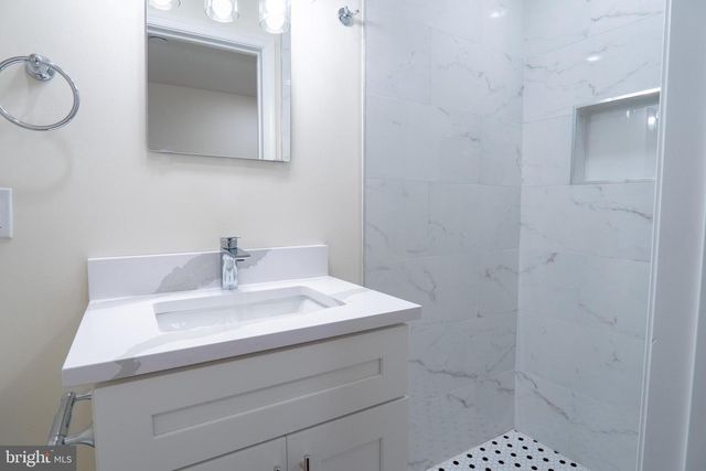 760 N DEKALB ST, Philadelphia, PA 19104