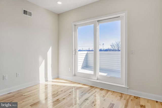 760 N DEKALB ST, Philadelphia, PA 19104