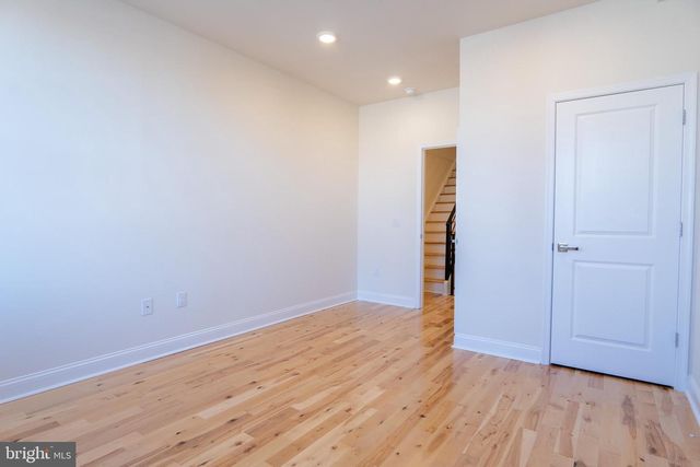 760 N DEKALB ST, Philadelphia, PA 19104