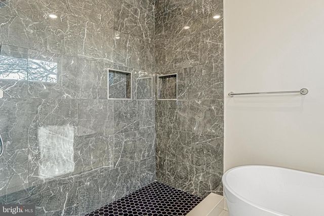 760 N DEKALB ST, Philadelphia, PA 19104