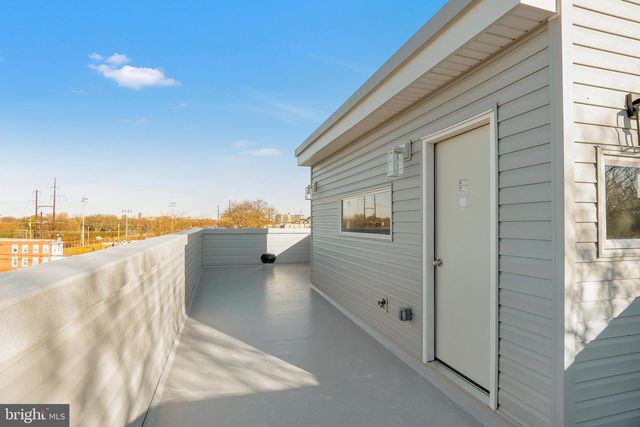 760 N DEKALB ST, Philadelphia, PA 19104