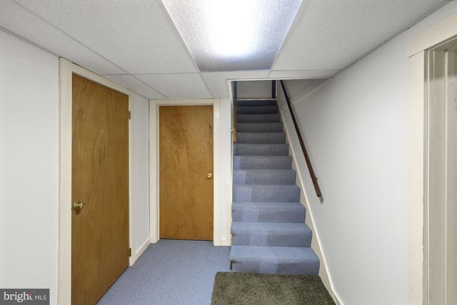 16 HALLECK DR, East Berlin, PA 17316