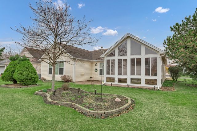 12036 Sweetwater Lane, Huntley, IL 60142