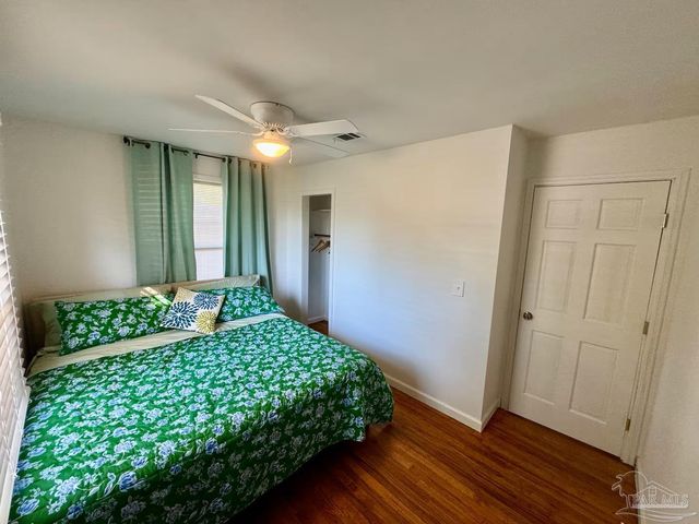 322 Frisco Rd, Pensacola, FL 32507