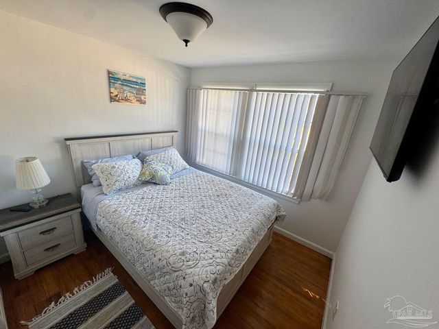 322 Frisco Rd, Pensacola, FL 32507