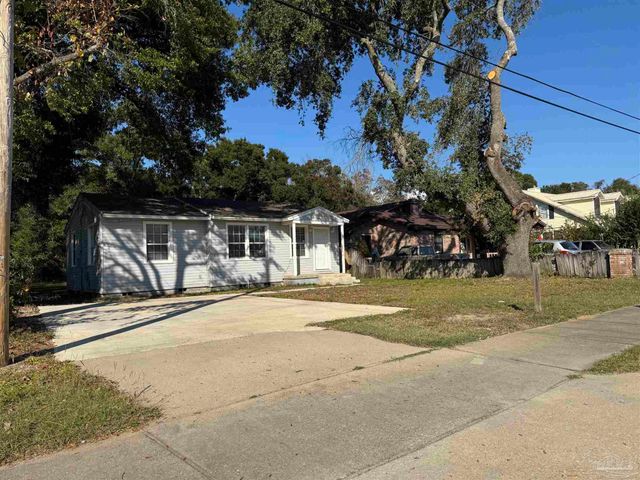 322 Frisco Rd, Pensacola, FL 32507