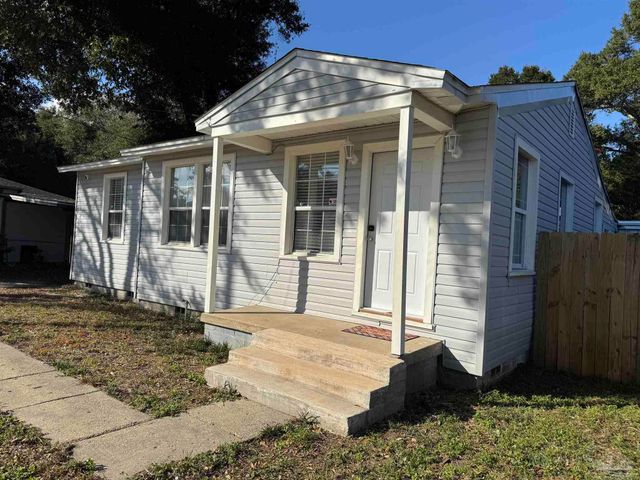 322 Frisco Rd, Pensacola, FL 32507
