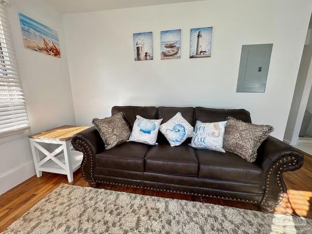 322 Frisco Rd, Pensacola, FL 32507