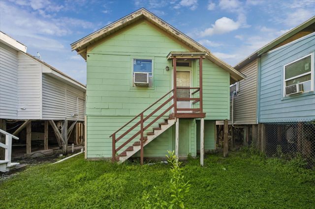 910 32nd Street, Galveston, TX 77550