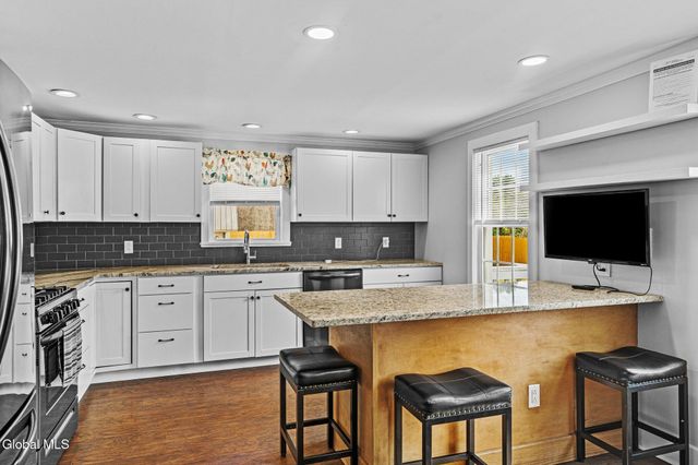 26 Quarry Crossing Street, Hudson Falls, NY 12839