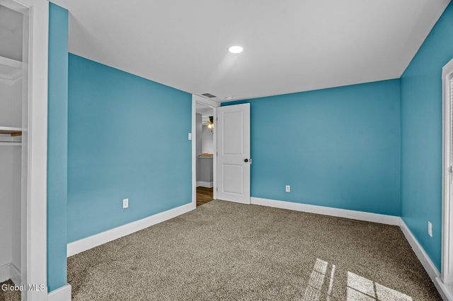 26 Quarry Crossing Street, Hudson Falls, NY 12839