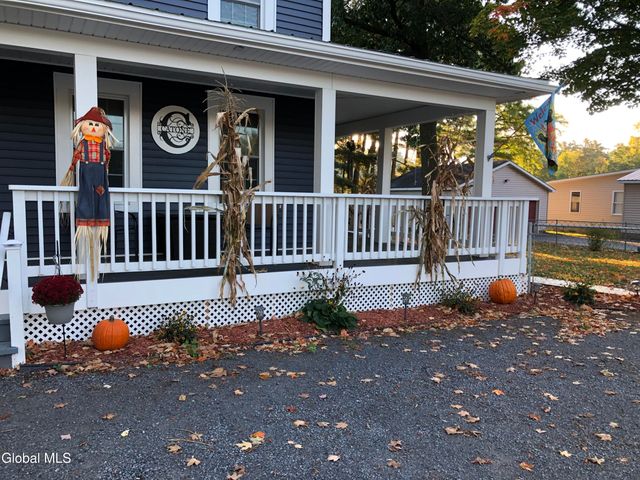 26 Quarry Crossing Street, Hudson Falls, NY 12839