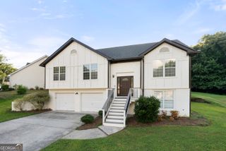 415 Suwanee East Drive, Lawrenceville, GA 30043