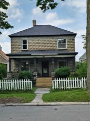 811 Howard Street, Port Huron, MI 48060