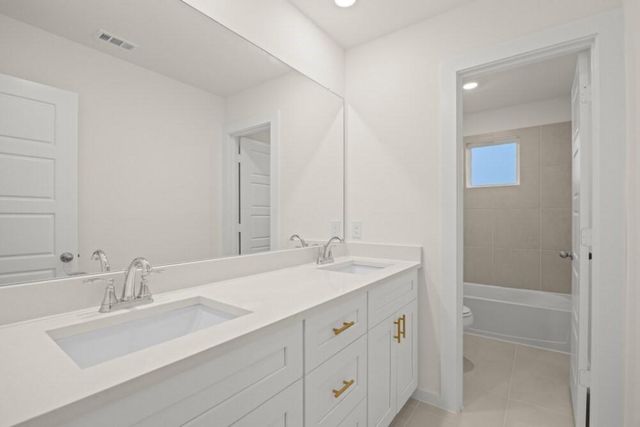 13742 Olympic River Lane, Iowa Colony, TX 77583