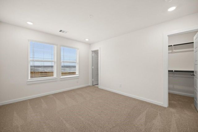 13742 Olympic River Lane, Iowa Colony, TX 77583