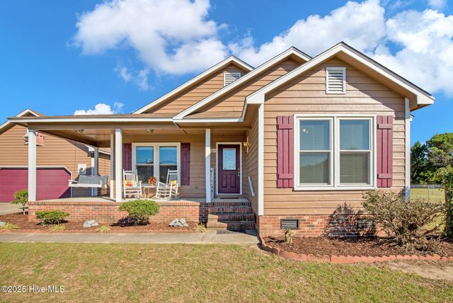 8413 Brightleaf Place, Saint Pauls, NC 28384