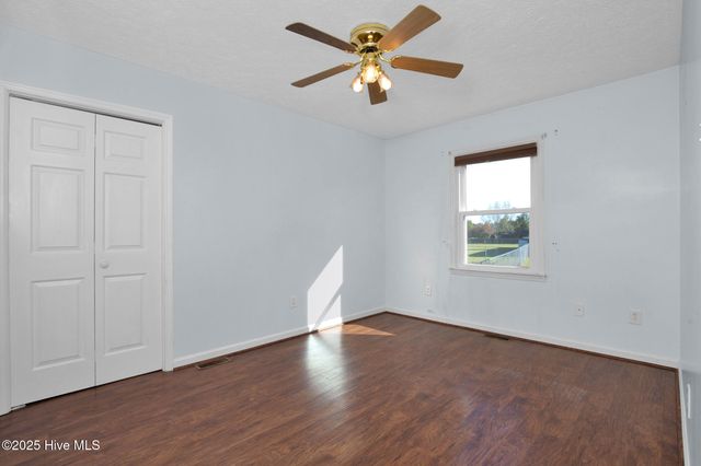 8413 Brightleaf Place, Saint Pauls, NC 28384