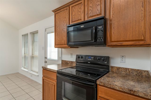 7427 Fossil Creek Drive, Arlington, TX 76002