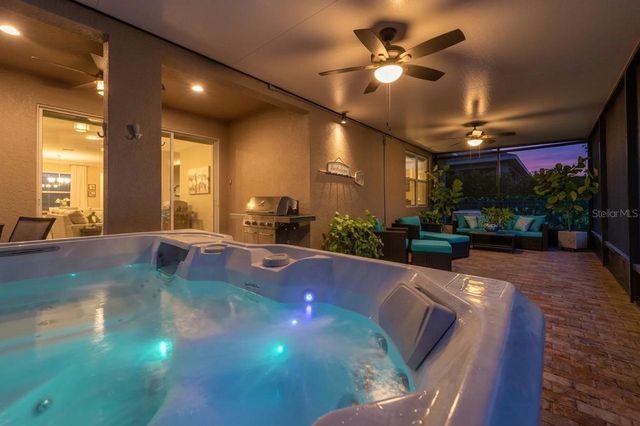 7527 LANTERN PARK AVENUE, Apollo Beach, FL 33572