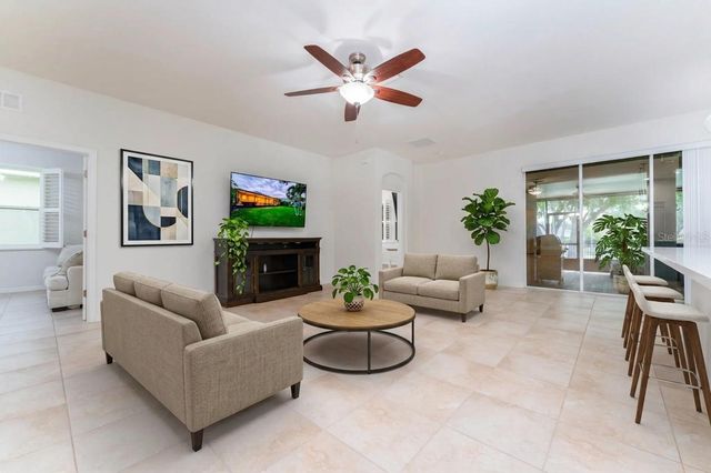 7527 LANTERN PARK AVENUE, Apollo Beach, FL 33572