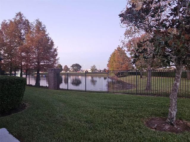 1215 SHALLCROSS AVENUE, Orlando, FL 32828