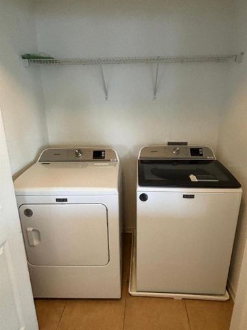 1215 SHALLCROSS AVENUE, Orlando, FL 32828