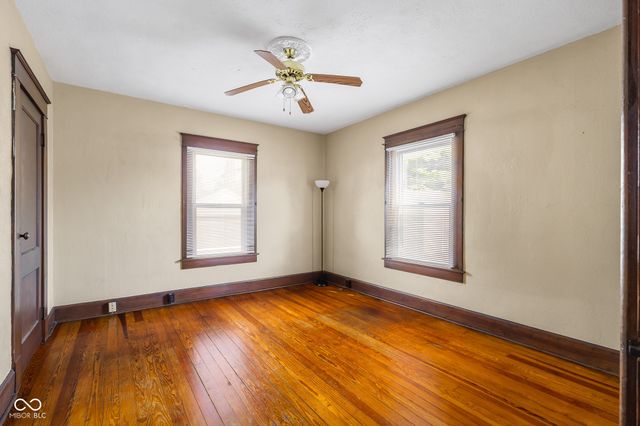 1010 16th Street, Columbus, IN 47201