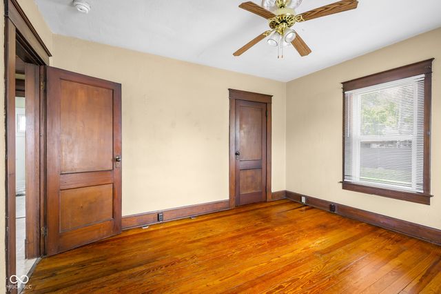 1010 16th Street, Columbus, IN 47201