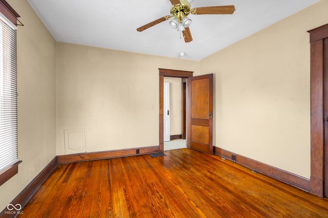 1010 16th Street, Columbus, IN 47201