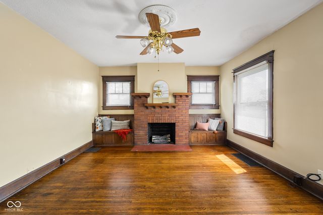 1010 16th Street, Columbus, IN 47201