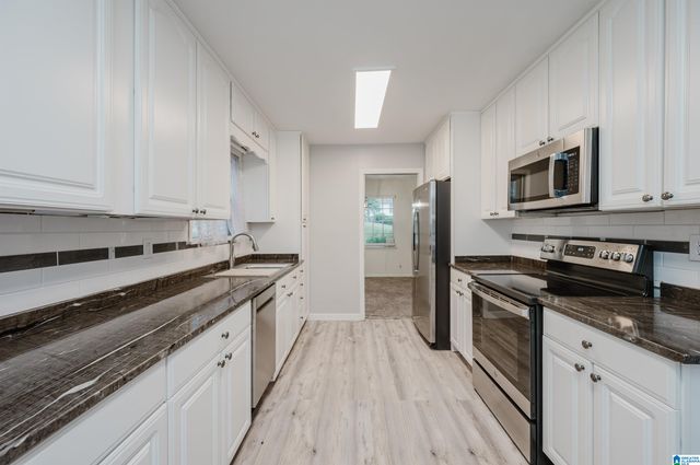 1440 HICKORY LANE, Birmingham, AL 35235