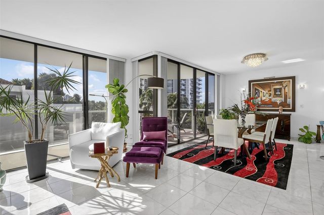 20281 E Country Club Drive 201, Aventura, FL 33180