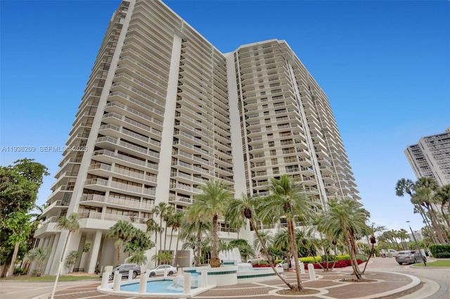 20281 E Country Club Drive 201, Aventura, FL 33180
