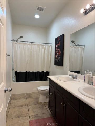 6840 Sunsight, Jurupa Valley, CA 92509