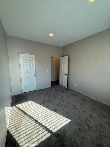 6840 Sunsight, Jurupa Valley, CA 92509