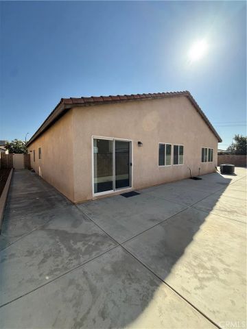 6840 Sunsight, Jurupa Valley, CA 92509